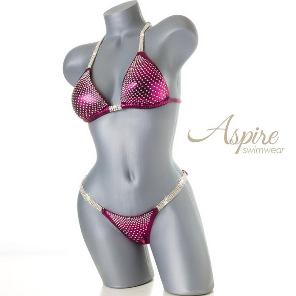 COMPETITION BIKINI - Picture 8 of 12